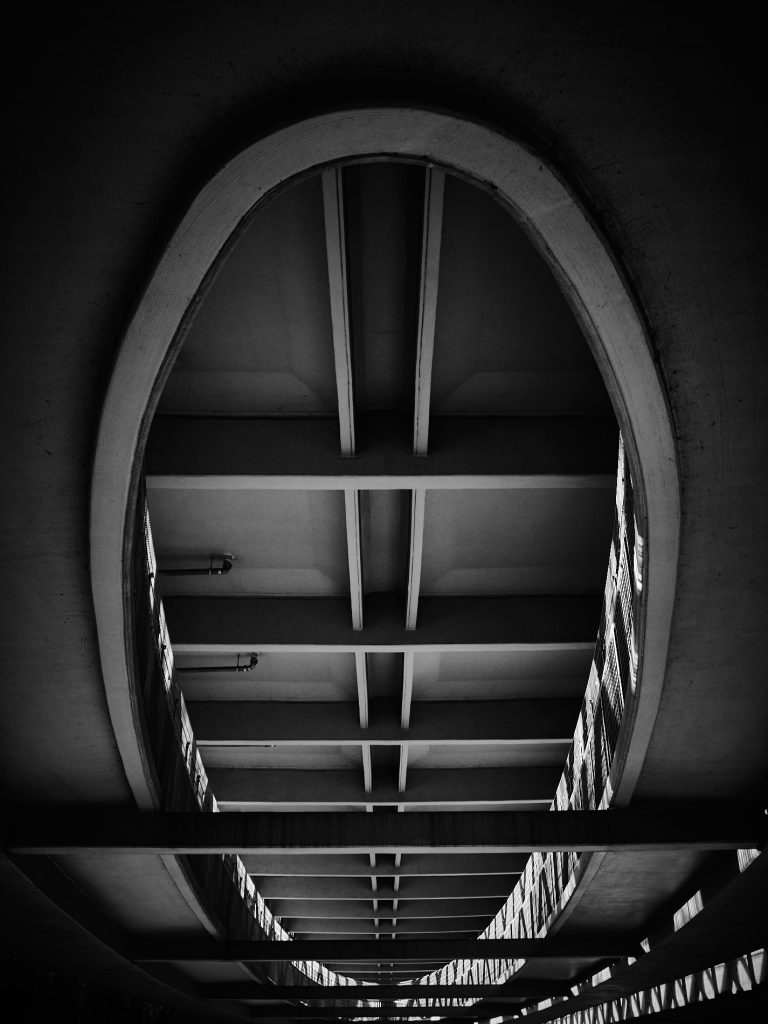 unter der Brücke