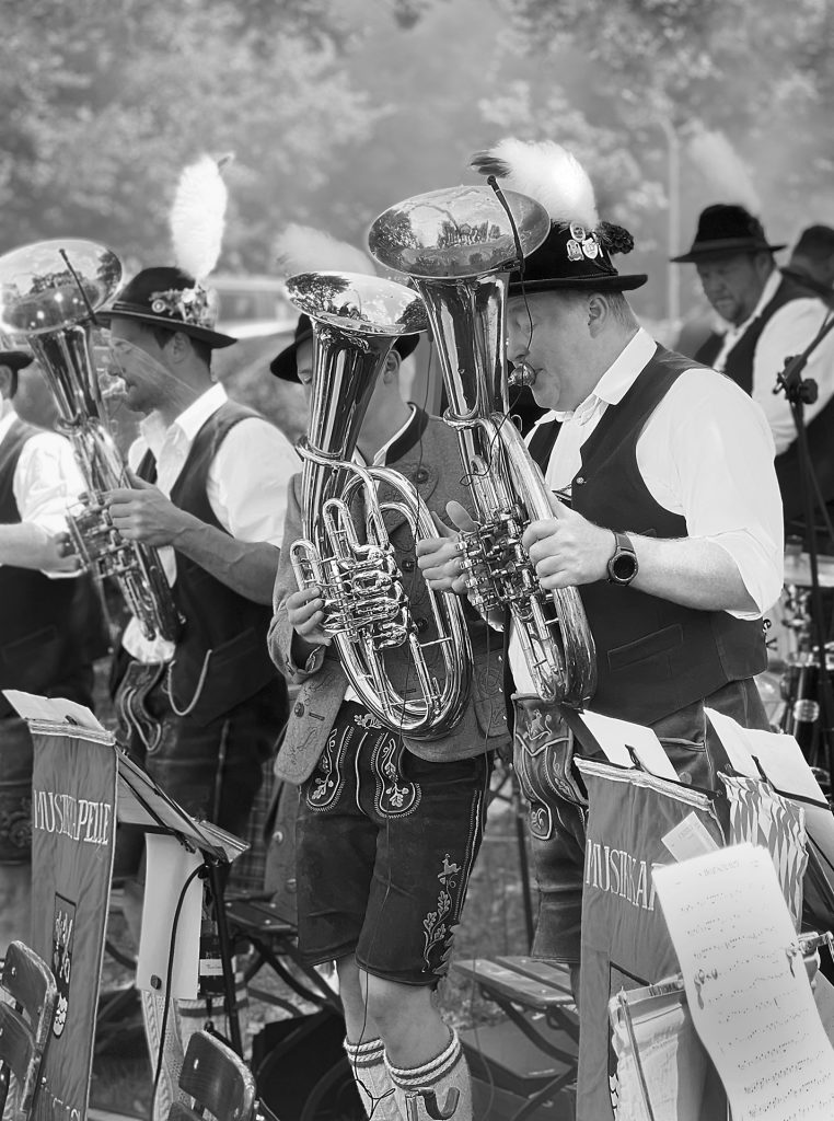 Blaskapelle Münsing beim Feuerwehrfest Zorneding