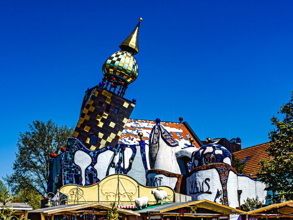 Abensberg - Spuren von Hundertwasser