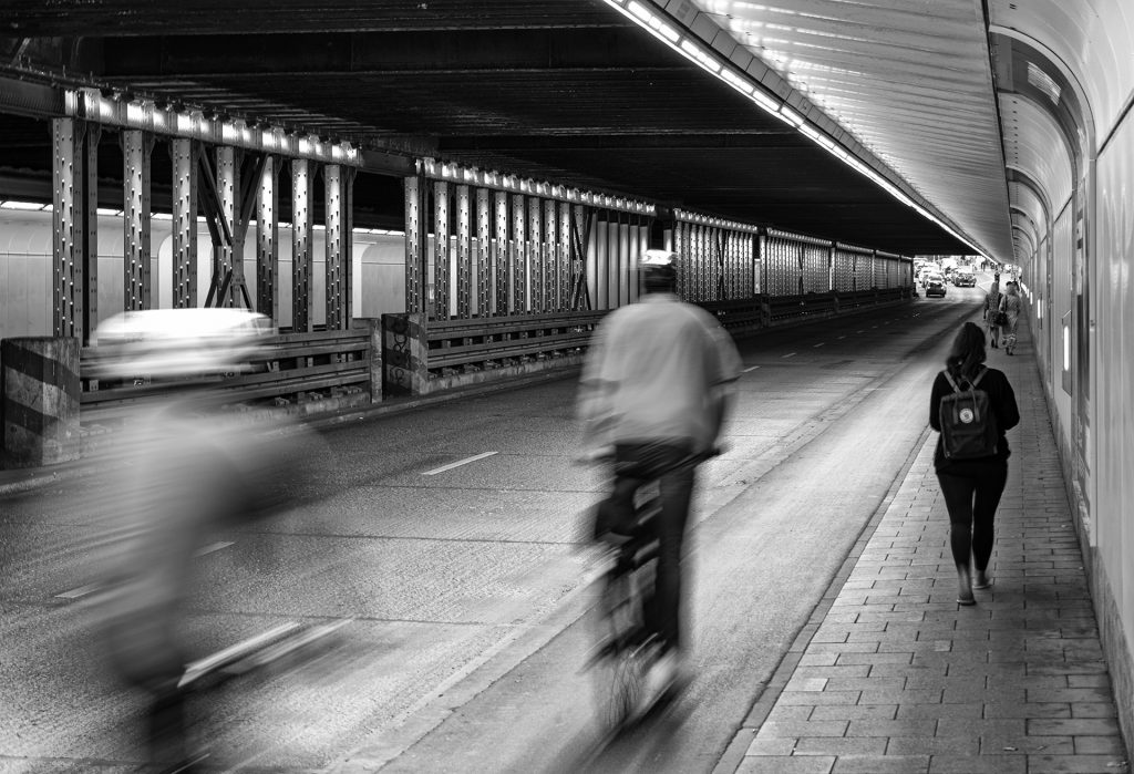 Radfahrer in der Paul-Heise-Unterführung