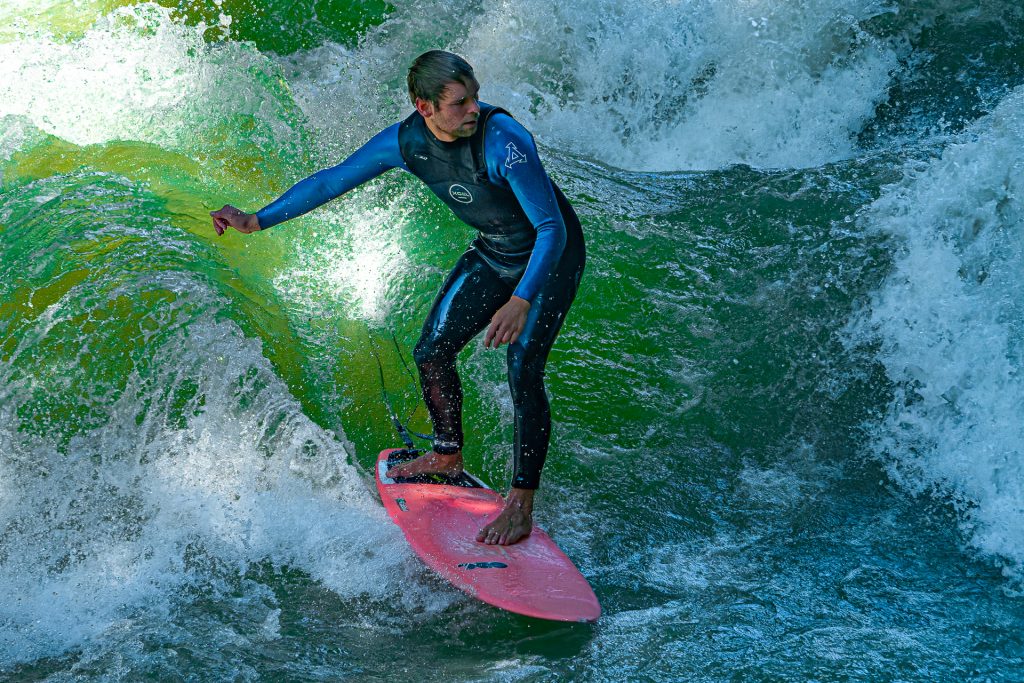 Eisbach Surfer
