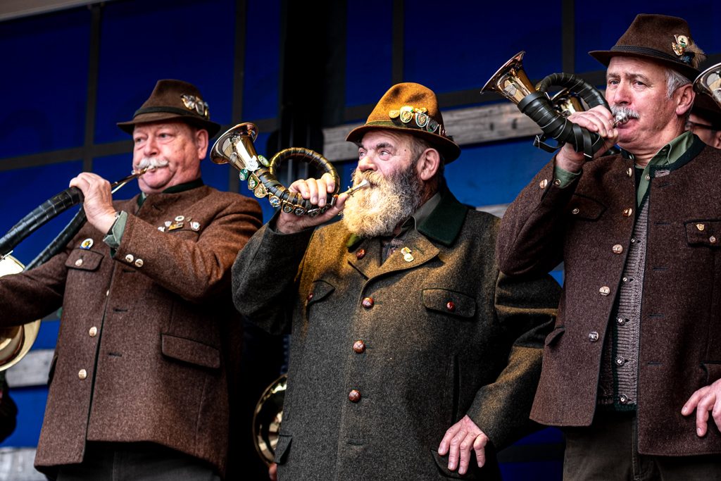 U-Volksmusik, Folks