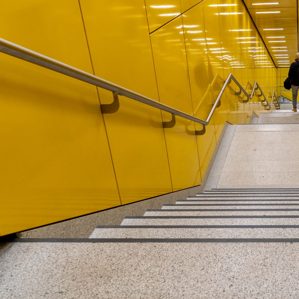 Zur U-Bahn