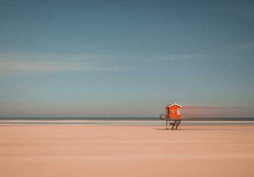 Mai: Lars Mager - Allein am Meer
