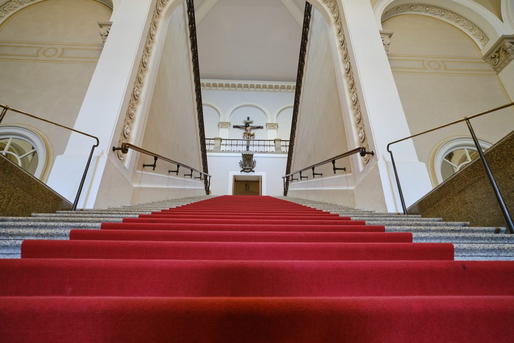 Treppe rauf oder runter?